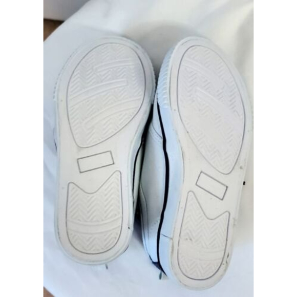 NWOB GYMBOREE Kids White Canvas Low Top Sneaker Toddler 11 Blue Lace Tennis Shoe - Picture 5 of 8